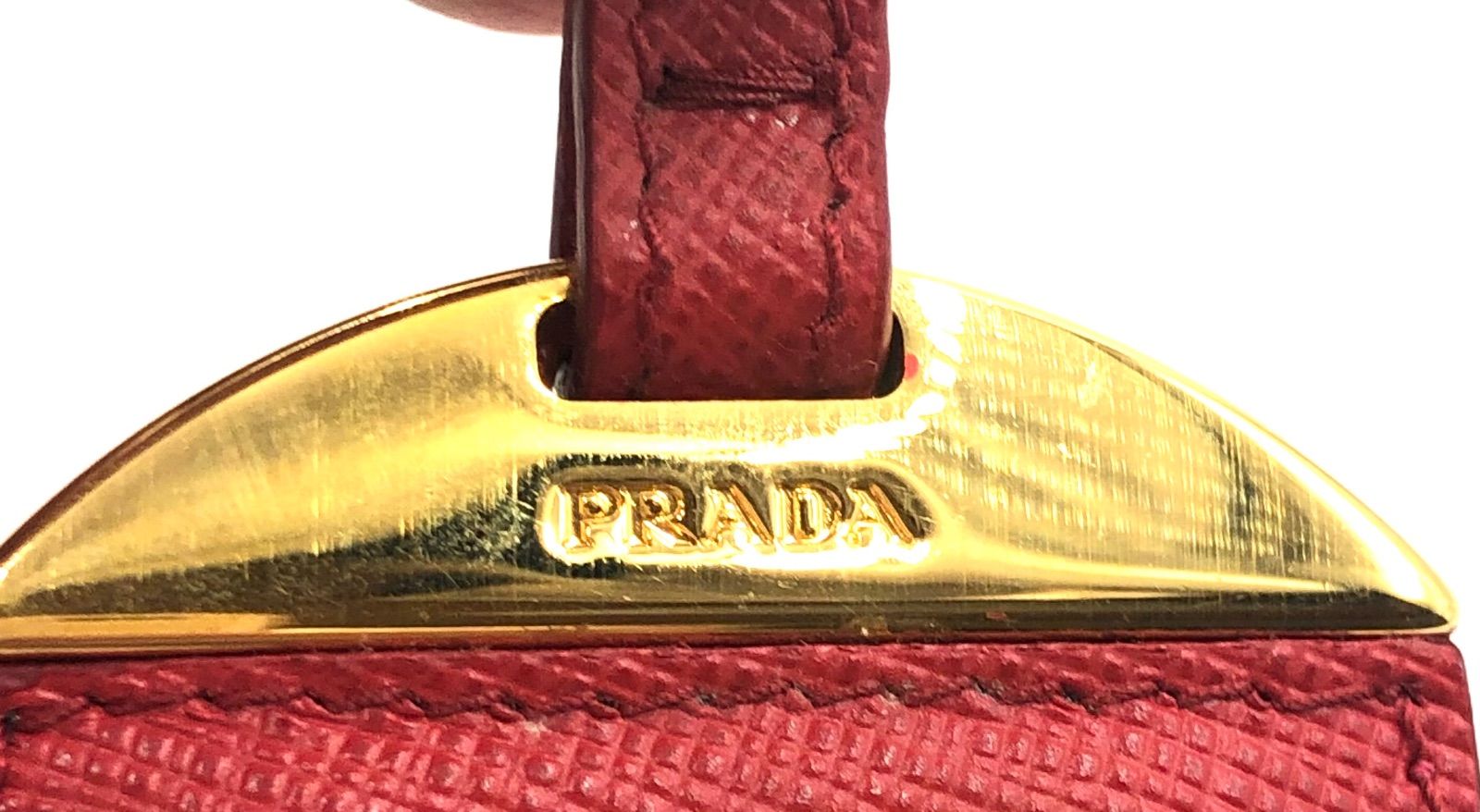 激レア PRADA プラダ サフィアーノ レザー バックチャーム 激レア PRADA プラダ サフィアーノ レザー バックチャーム PRADA