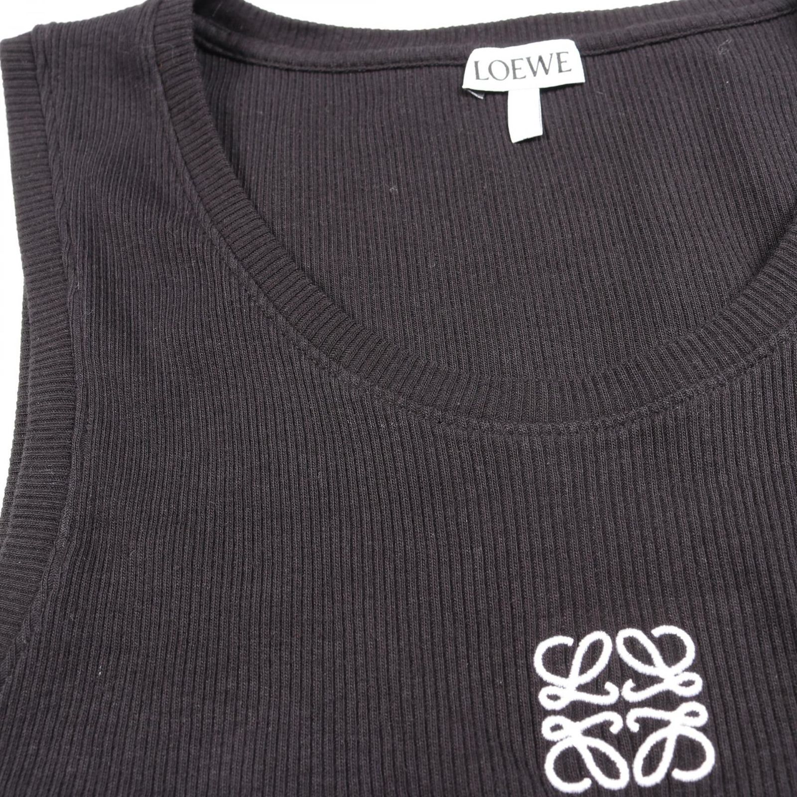 ゆ*ん様 LOEWE ロエベ タンクトップ ブラック ゆ*ん様 LOEWE ロエベ タンクトップ ブラック ゆ*ん様 LOEWE ロエベ