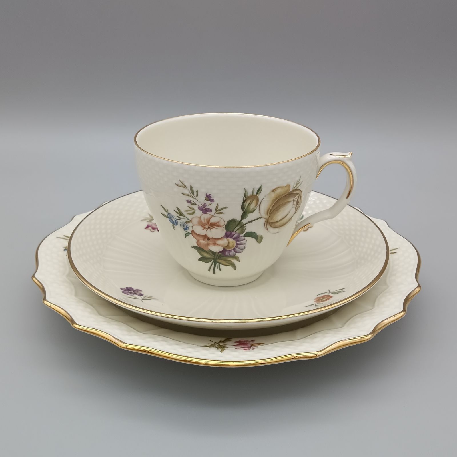 ロイヤルコペンハーゲン フリセンボー　カップ　ソーサー　プレート　トリオ ロイヤルコペンハーゲン フリセンボー コーヒーカップ ソーサー