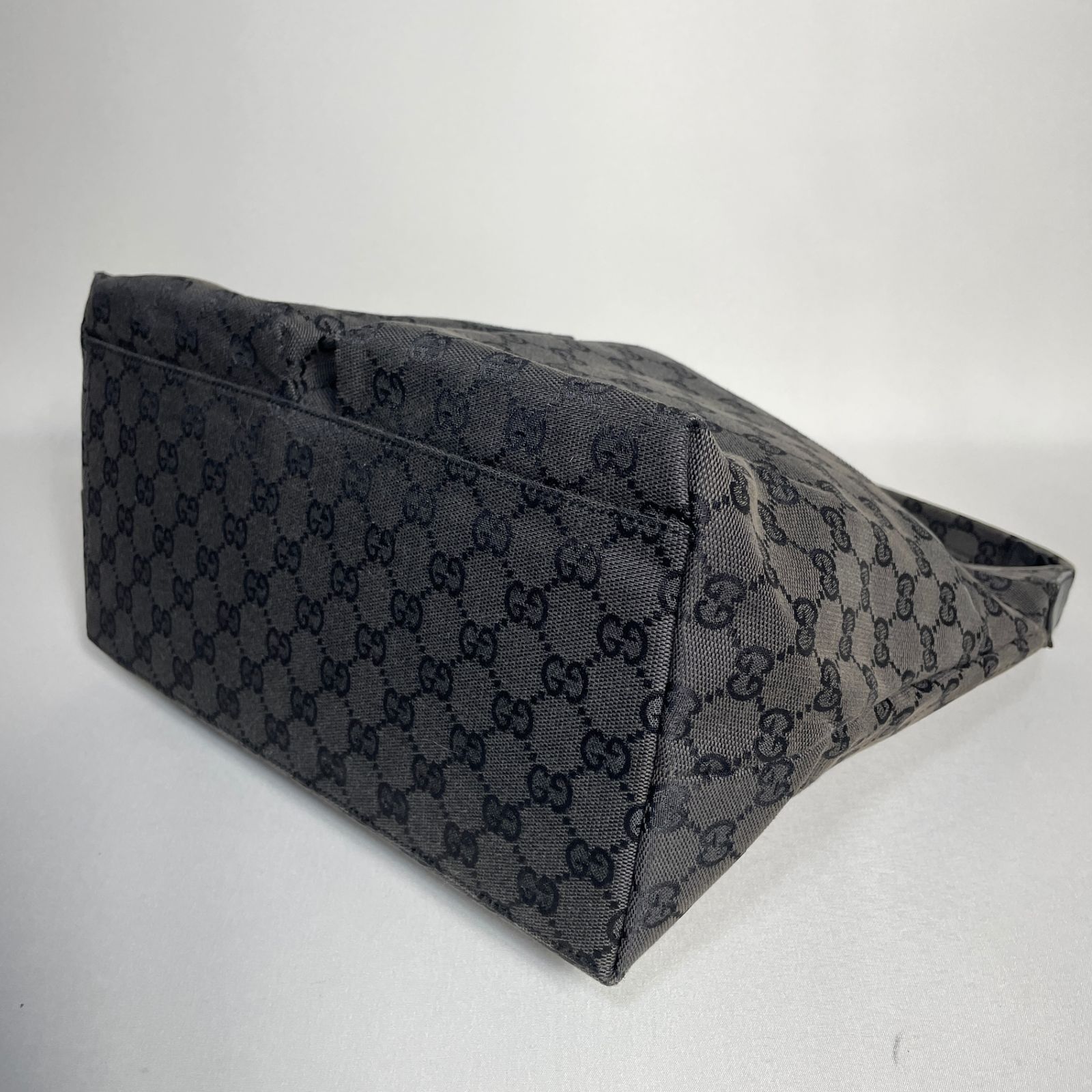 2502-103|美品|グッチ GGキャンバス ハンドバッグ ブラック 2502-103|美品|グッチ GGキャンバス ハンドバッグ ブラック