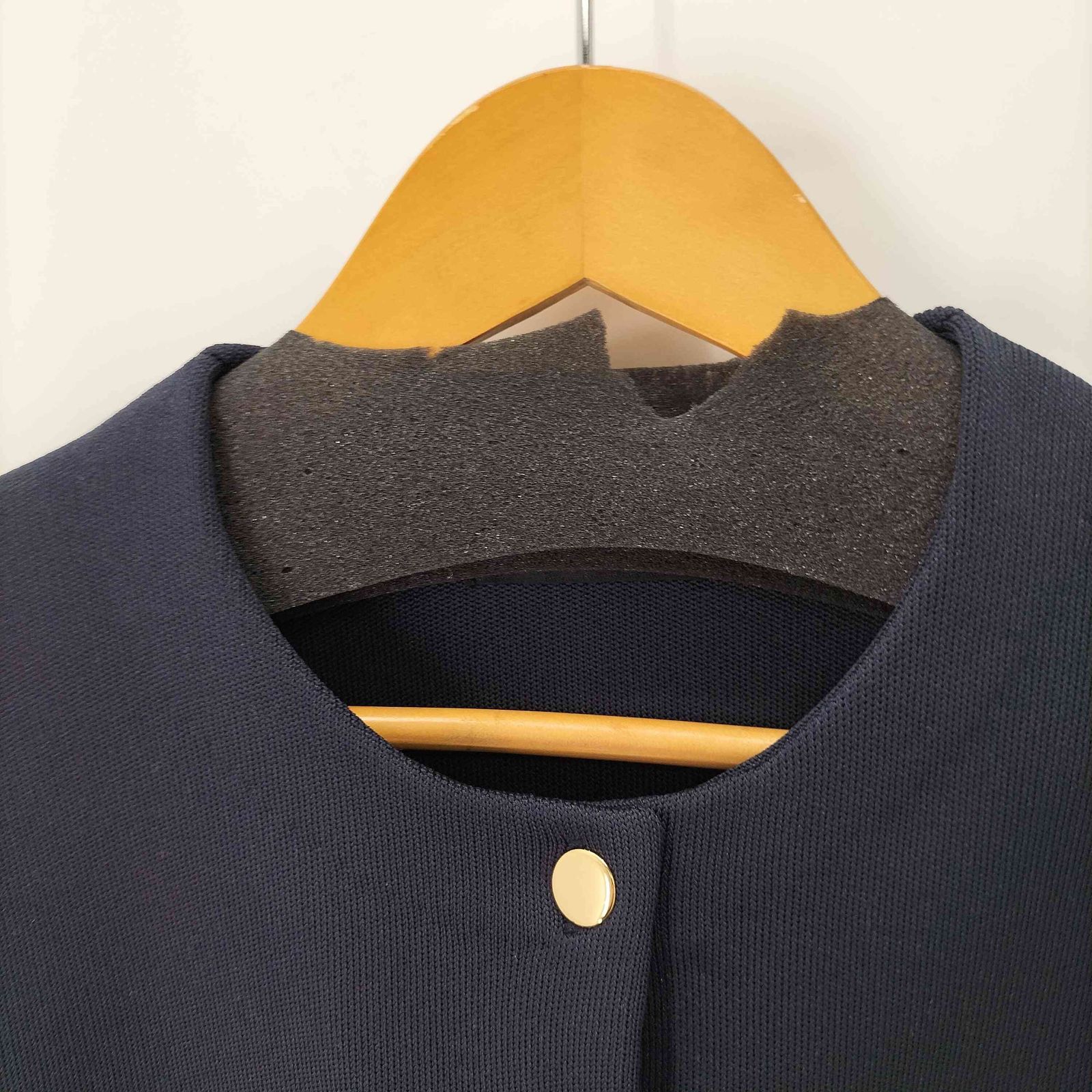 UNITED ARROWS green label relaxing - フォルムノーカラーカーディガン UNITED ARROWS green label relaxing｜パイピング ノーカラー