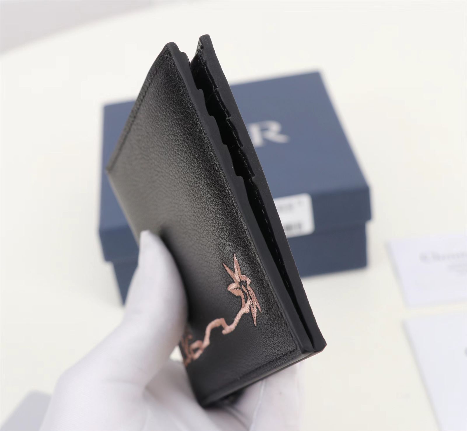 Dior × CUCTUS JACK ブラックレザー二つ折り財布 注目コラボディオール×CACTUS JACK☆コンパクトウォレット 二
