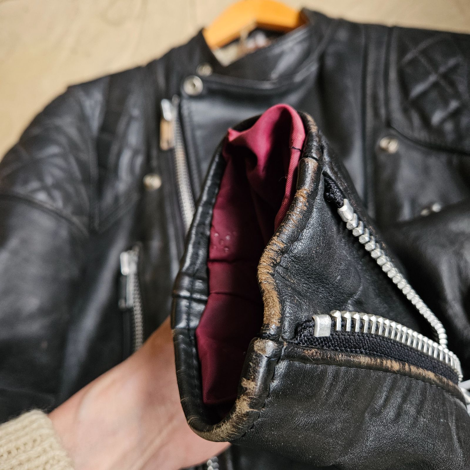 70s UK Vintage [WOLF LEATHERS] Motorcycle Jacket - メルカリ