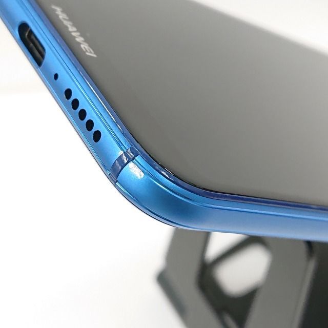 au - 【ハクナマタタ0127】HWV32 クラインブルー2台 HUAWEI HUAWEI P20 lite HWV32 au [クラインブルー] 価格比較