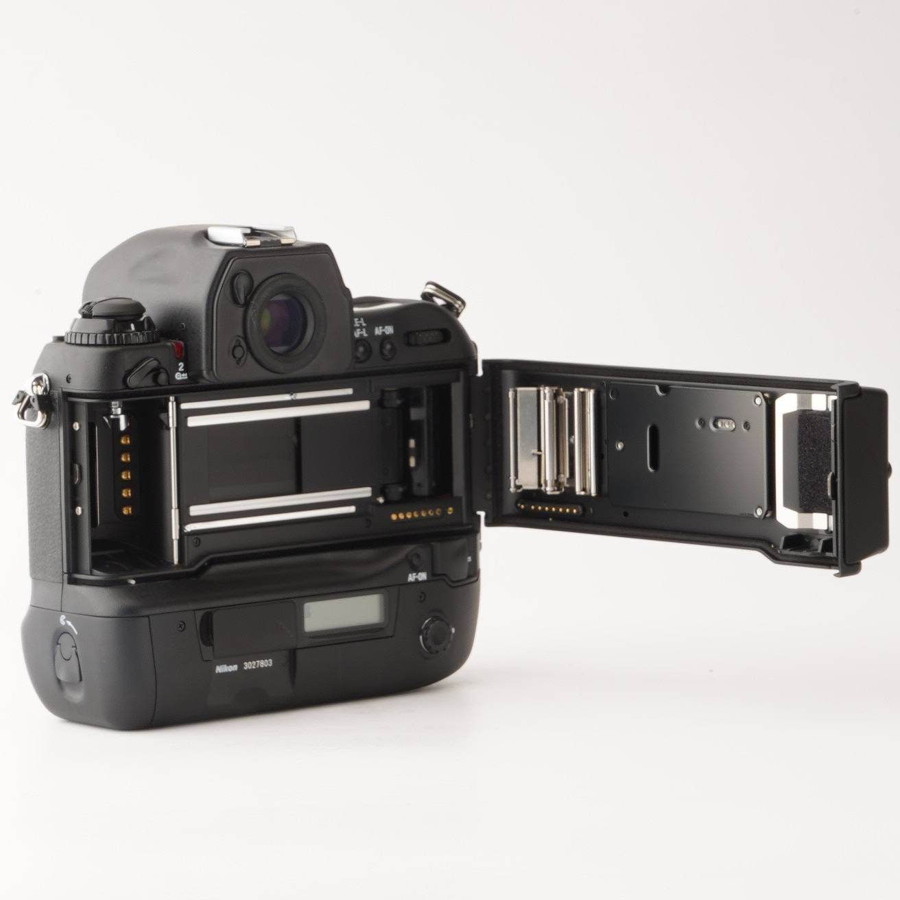 美品] Nikon MF-28 マルチコントロールバック ニコン F5用 MF-28 Nikon