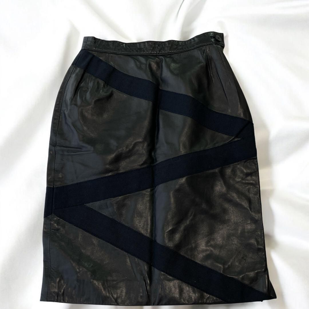 バレンティノ レザー スカート ブラック イタリアヴァレンティノガラヴァーニ