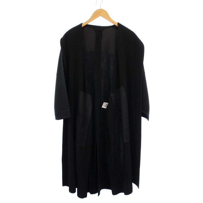 HOMME PLISSE ISSEY MIYAKEロングコート アイテムのご紹介「FLIP COAT」 – isseymiyake.com