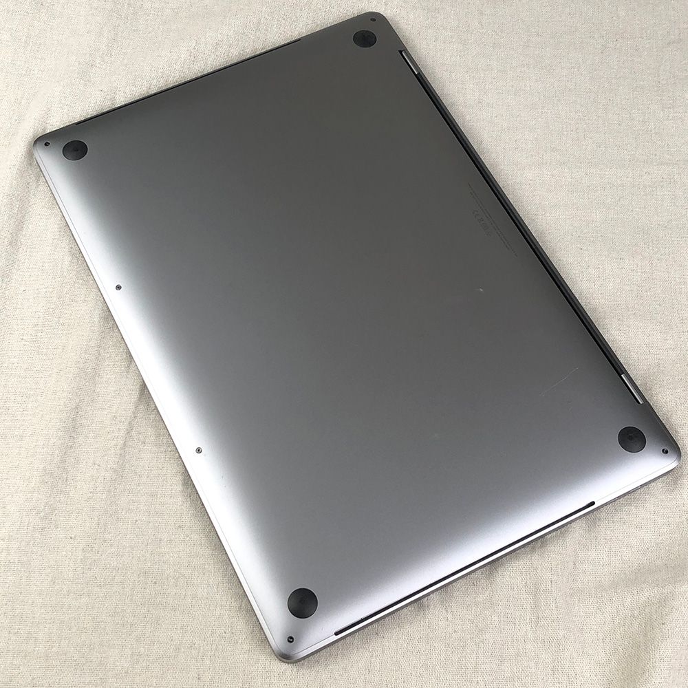 本体のみ Apple MacBook Pro 16インチ 2019 Touch Bar Radeon Pro 5300M i7 16GB 512GB A2141 EMC3347 MB-251604 325196 VETTDRUCK_DE