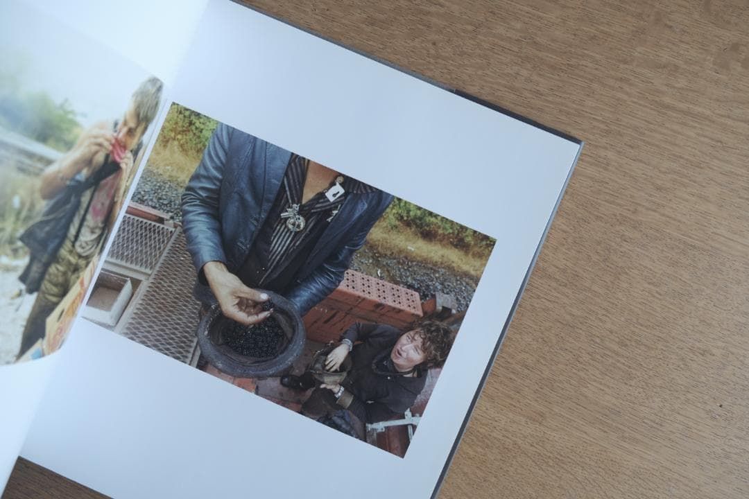 写真集 A PERIOD OF JUVENILE PROSPERITY 限定版 写真集 A PERIOD OF JUVENILE PROSPERITY 限定版 - メルカリ