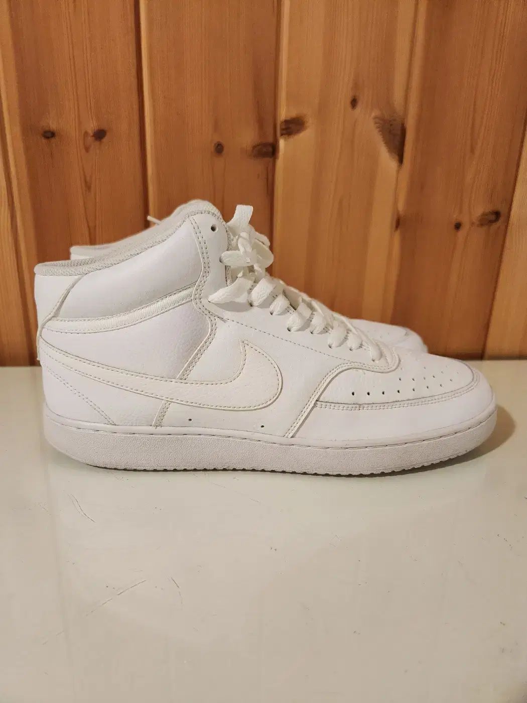 【雷市場（ポンジャン）商品韓国直送】 285mm NIKE(ナイキ) コート ビジョン ミッド スニーカー