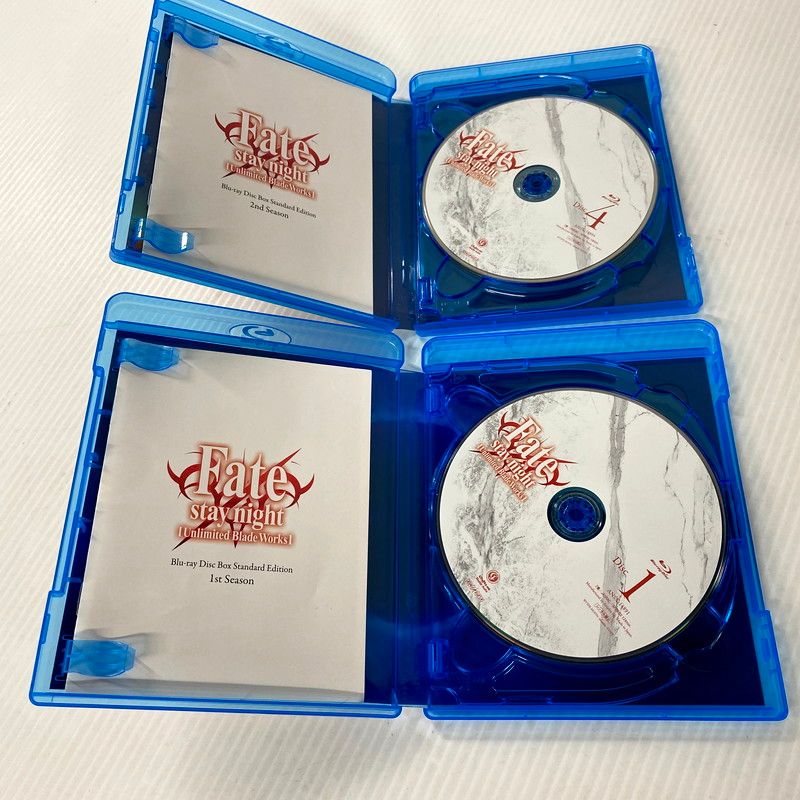 中古品】 Fate/stay night [Unlimited Blade Works] Blu-ray Disc Box