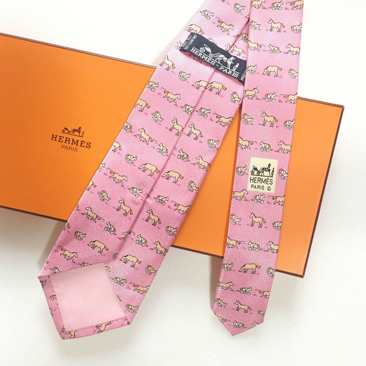 美品 エルメス HERMES ネクタイ シルク100% フランス製 ピンク 動物柄