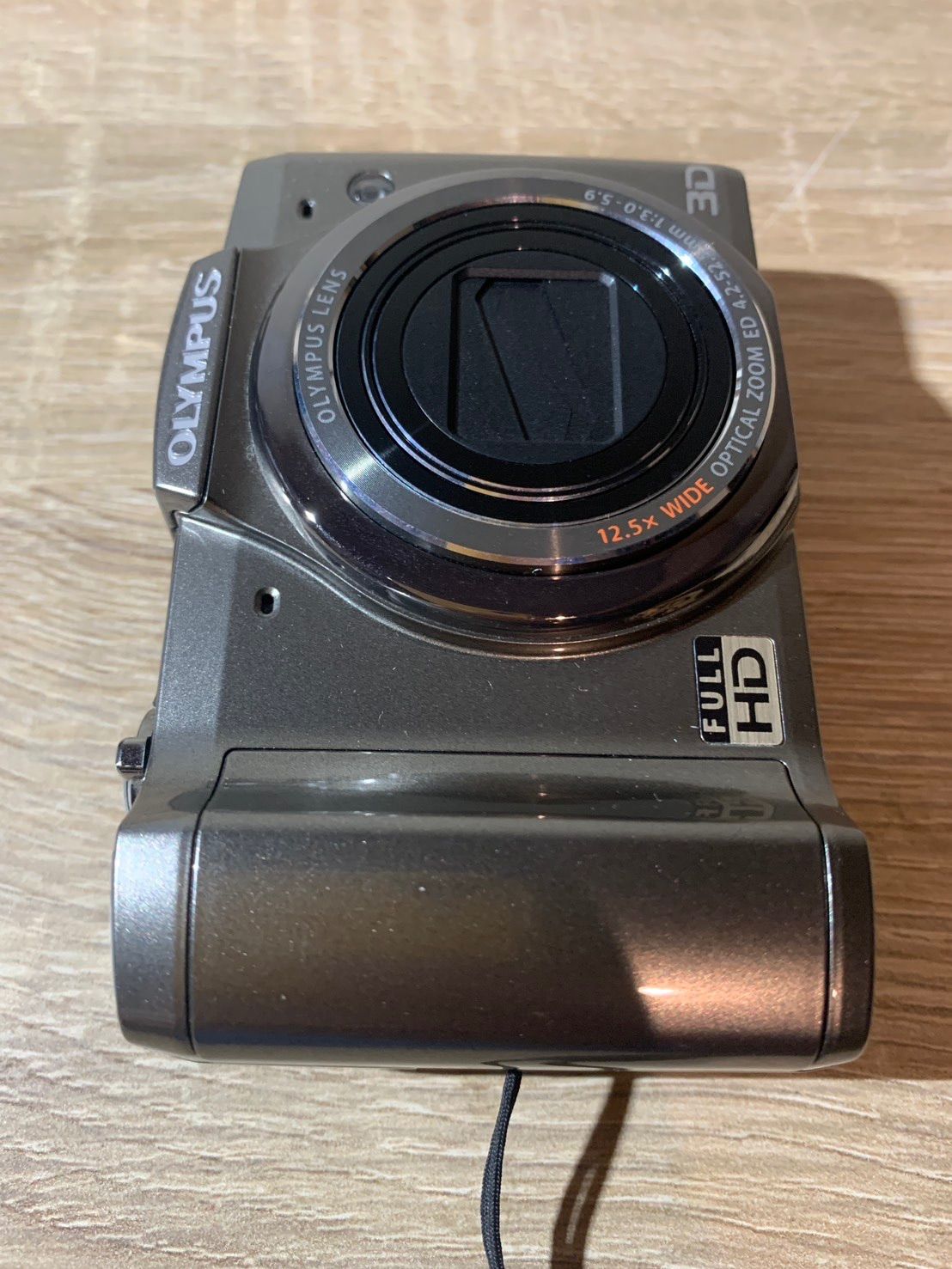 5721 OLYMPUS オリンパス SZ 20 シルバー デジカメ