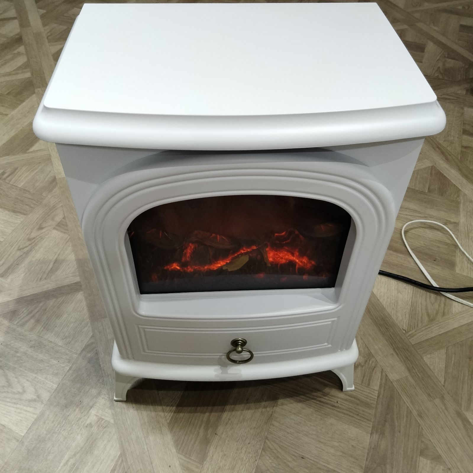 【暖炉型ファンヒーター】Three-up CHT-1540 Three-up/CHT-1540 セラミックファンヒーター 暖炉型ヒーター 【公式通販】