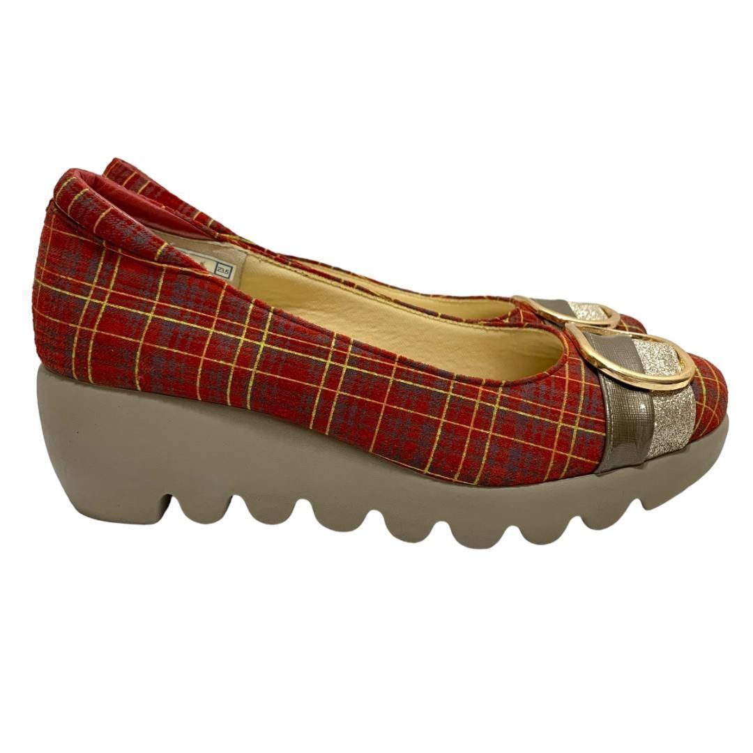 ヒルズアヴェニュー 23.5 パンプス ウェーブソール チェック ウェッジソール バックル デザイン