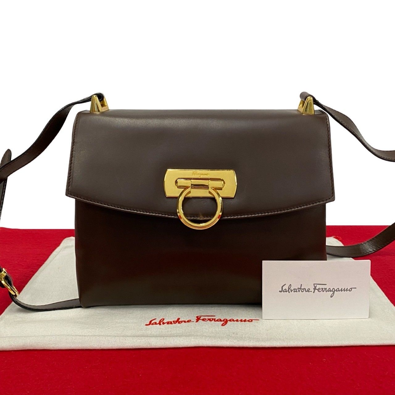 極 美品 Salvatore Ferragamo サルヴァトーレフェラガモ ガンチーニ 金具 ロゴ カーフ レザー ミニ ショルダーバッグ ブラウン  22854 - メルカリ