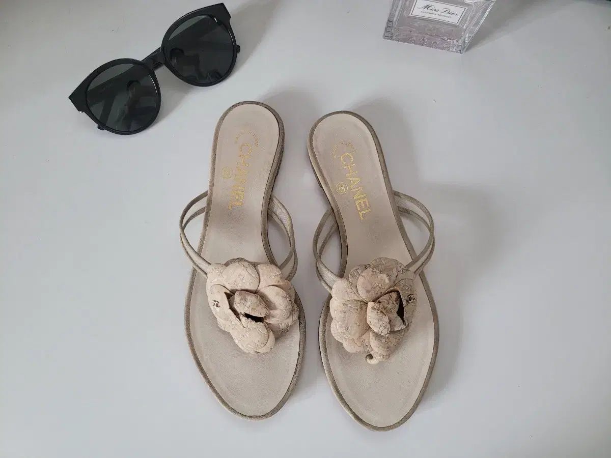 【カラフル♪】CHANEL ビーチサンダル ビーチサンダル カラフル 5色 / レディース 厚底 ベージュ