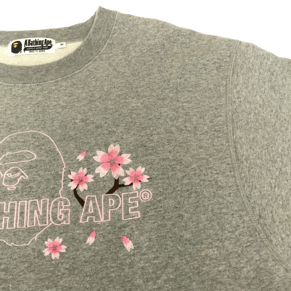 63センチ美品　A BATHING APE アベイシングエイプ　桜刺繍 トレーナー
