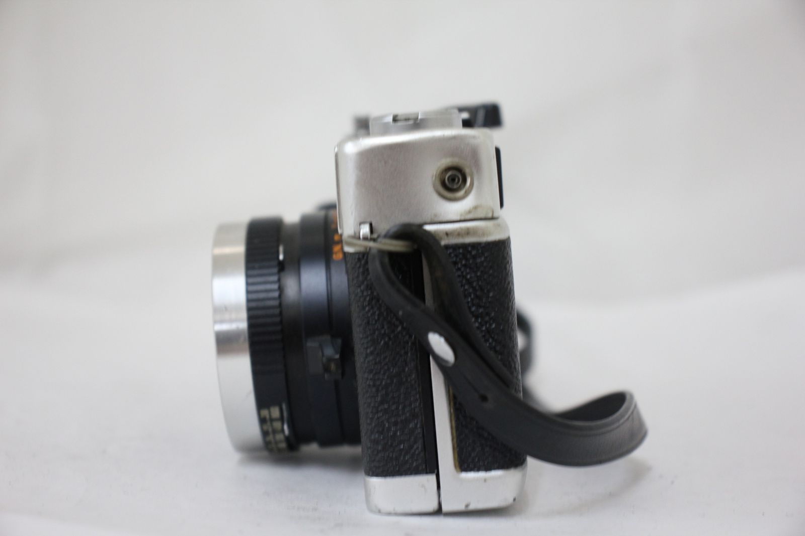  品 コニカ KONICA C 35 FD HEXANON 38 mm F 1 8 レンジファインダー カメラ e 2626 レンジファインダーカメラ フィルムカメラ