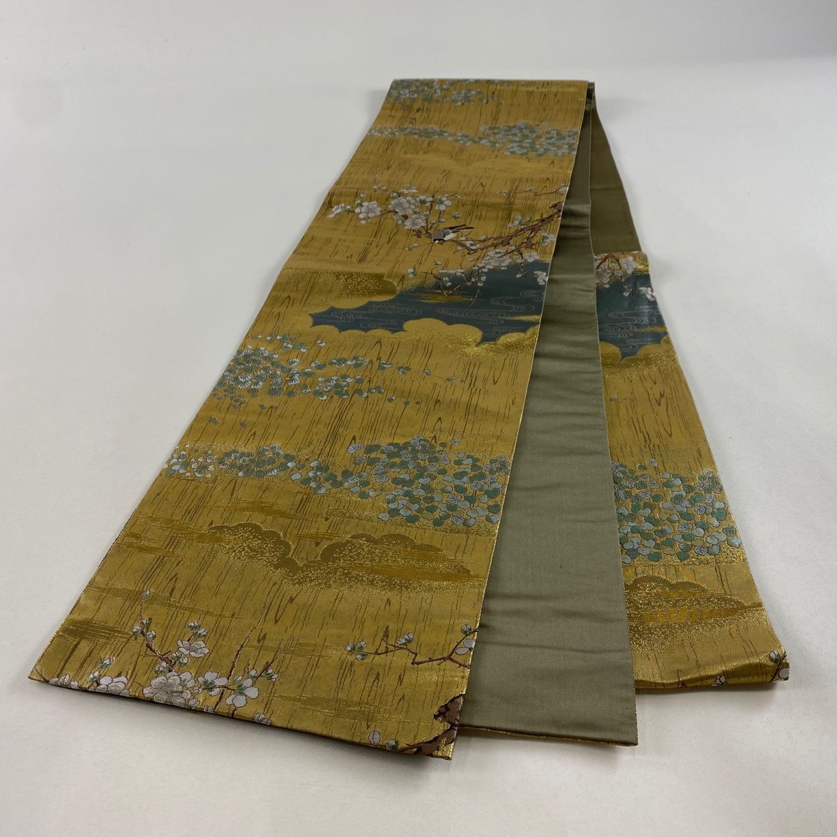 袋帯 美しい花 唐織 抹茶色 正絹 AO-4247 袋帯 美品 秀品 鳥 枝花 箔 金色 六通 正絹 【中古】 - メルカリ