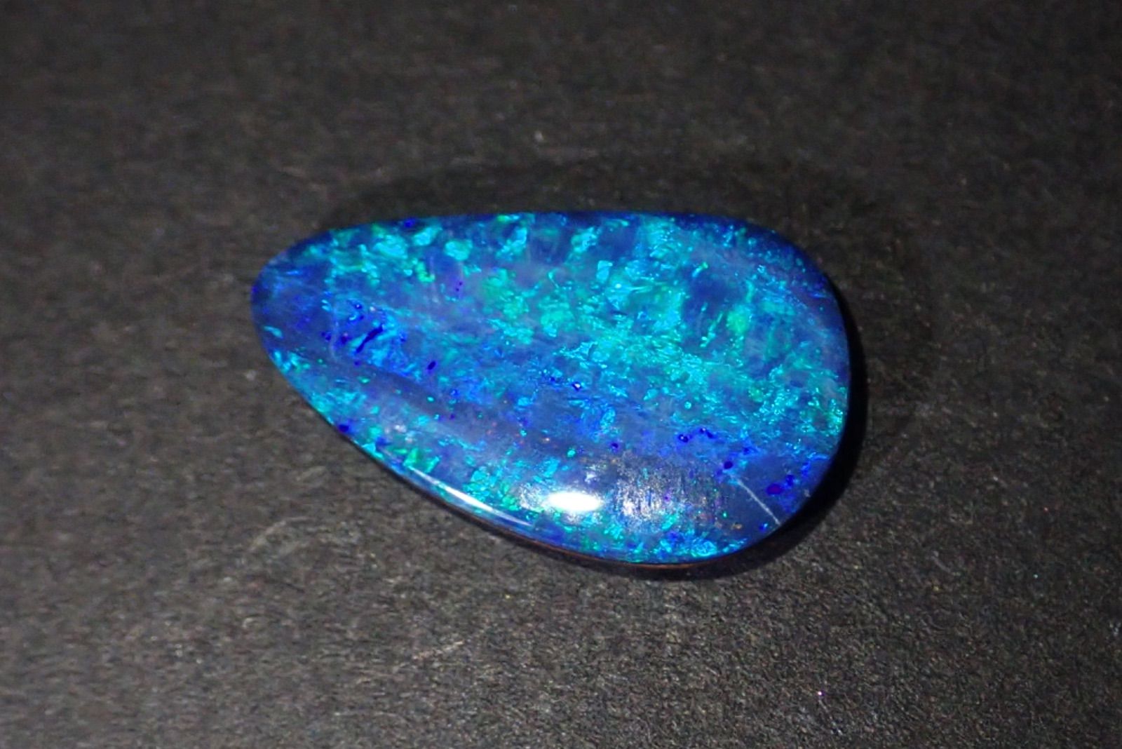 天然ダブレットオパール ルース 3.18ct 約16mm×9mm