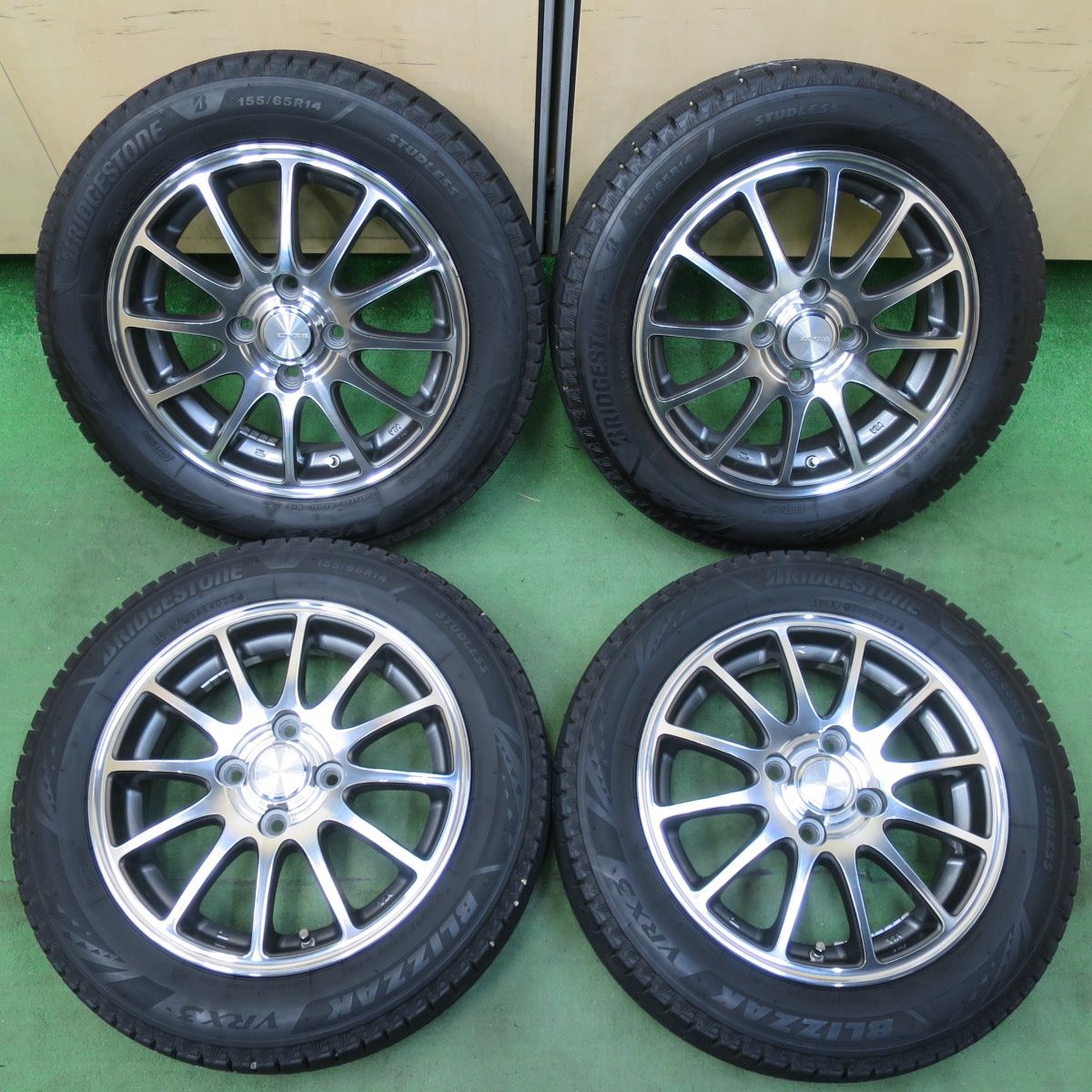 バリ溝 23年 キレイ 8.5分 スタッドレス 155|65R14 ブリヂストン ブリザック VRX3 ECO FORME エコフォルム 14インチ PCD100|4H 5051007イス