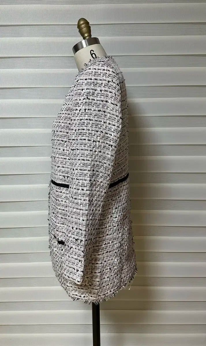 1049 建具屋58年のおじいさんの手作り木製サイドテーブル、イス