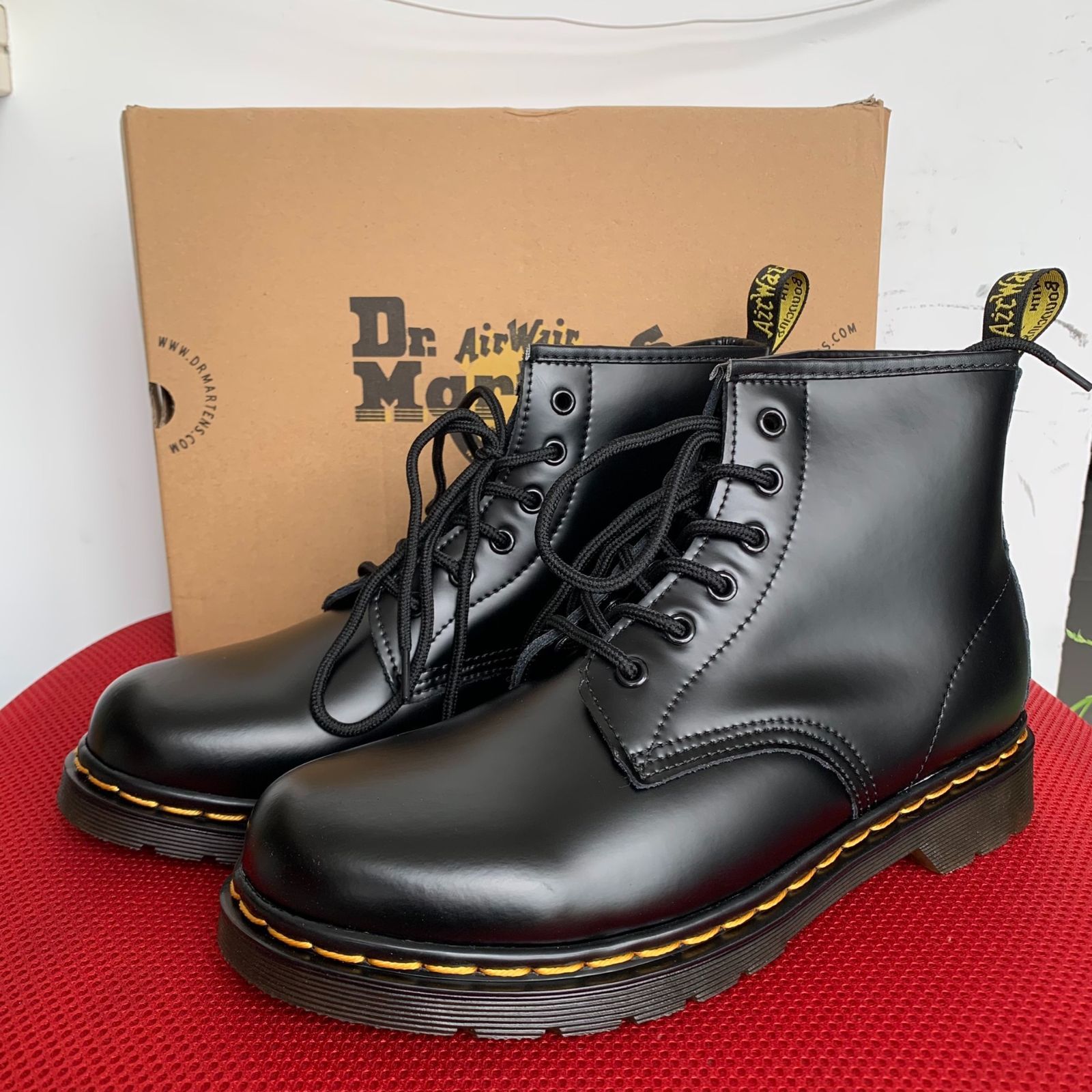 新品未使用のDr.Martens医師マーティン1461ブーツ男女兼用 引き延ばし