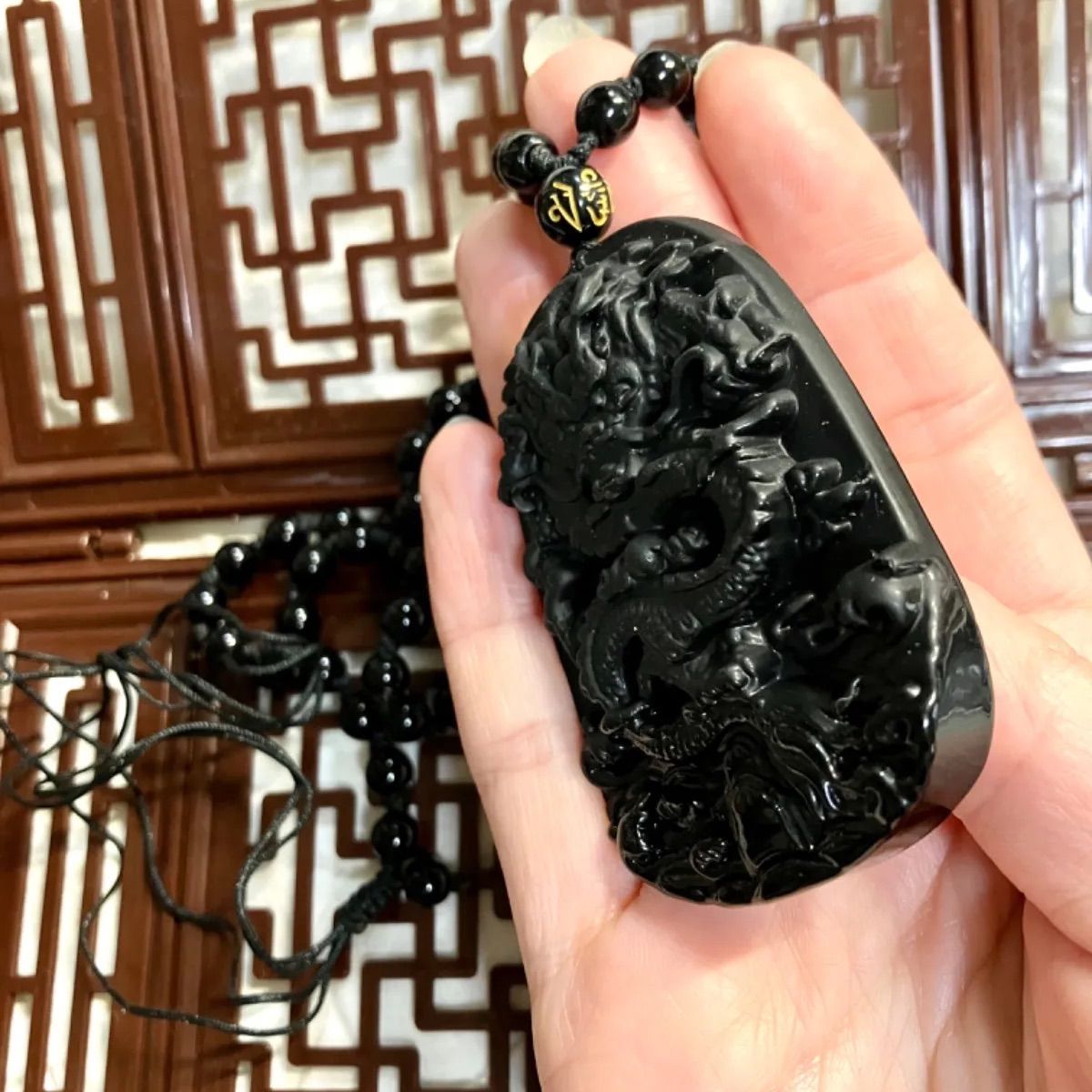 新品 大きい 黒曜石 石彫 ドラゴン ペンダント ネックレス 龍 開運 