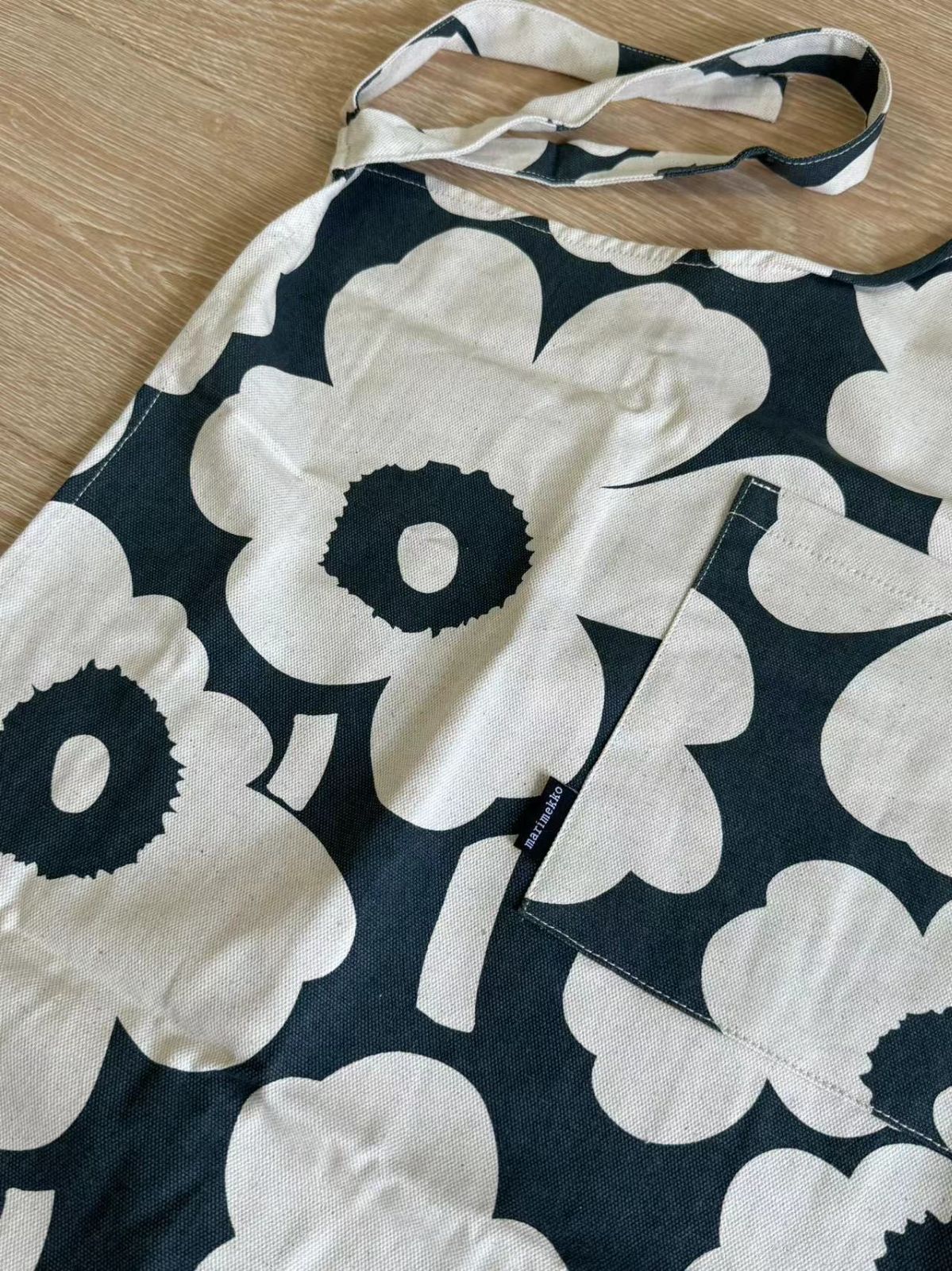 マリメッコ Marimekko エプロン