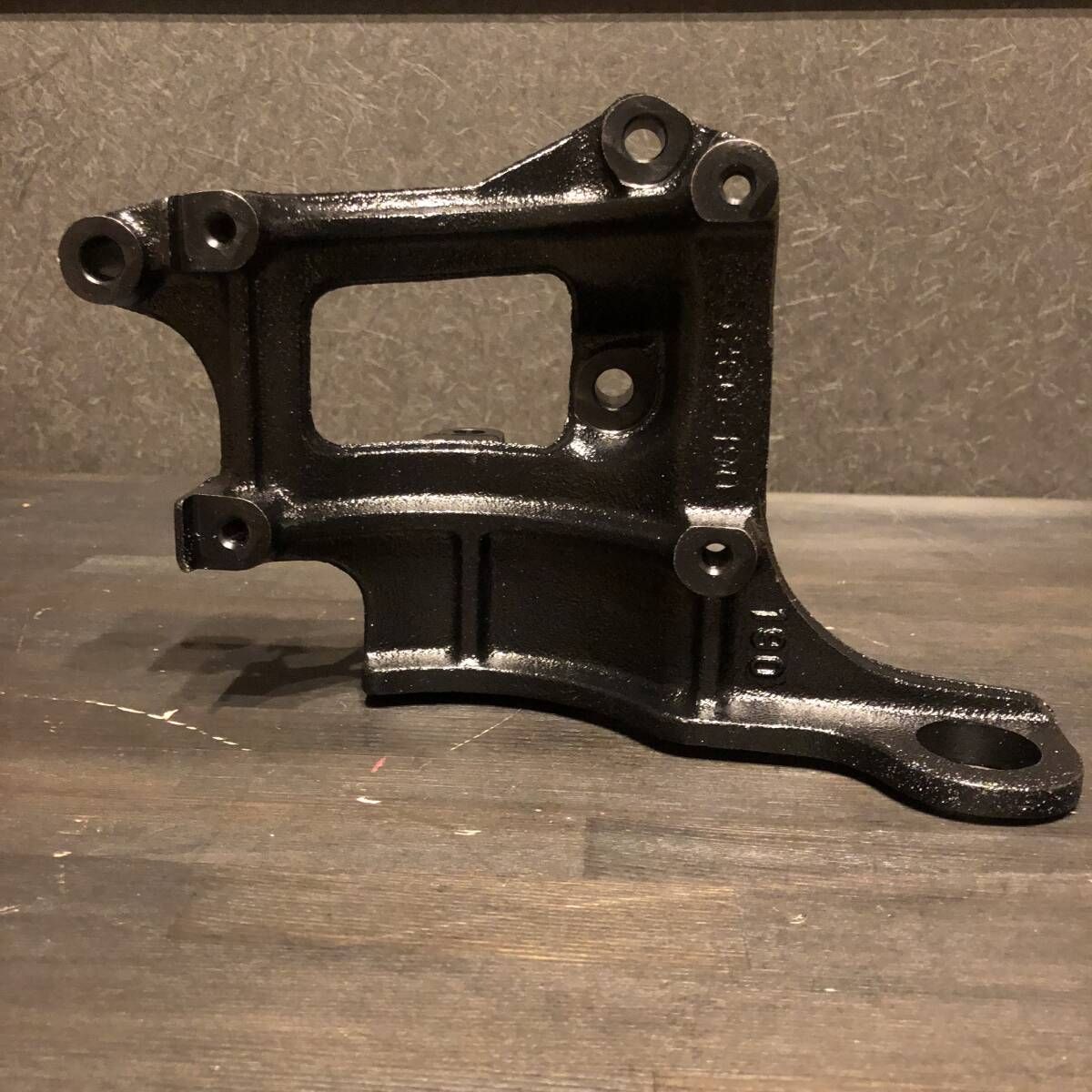 トヨタ 純正 ランドクルーザー コンプレッサ マウンティング ブラケット NO1 BRACKET COMPRESSOR MOUNTING NO.1 TOYOTA 未使用 Genuine