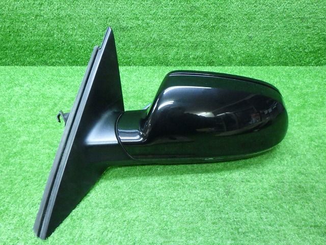 アウディ　8K系　A4　10P+2P　左ドアミラー　カラー黒パール　240229042