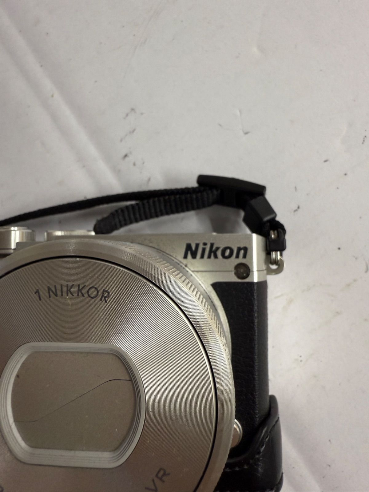 デジタルカメラ Nikon1 J5 10-30mm VR Nikon 1 J5 Mirrorless Digital Camera with 10-30mm Lens 27707 B&H