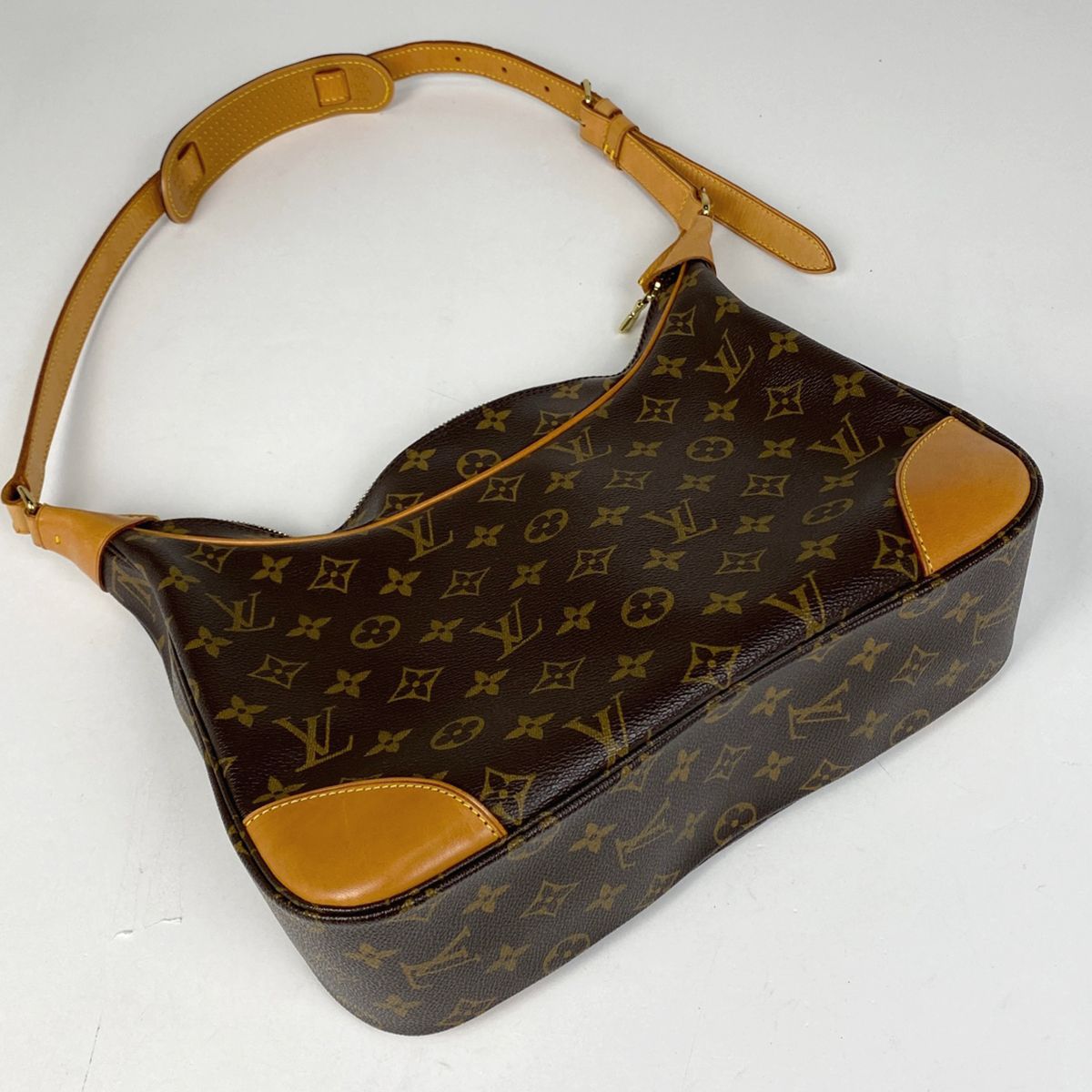ルイ・ヴィトン Louis Vuitton ブローニュ 30 肩掛け ショルダー