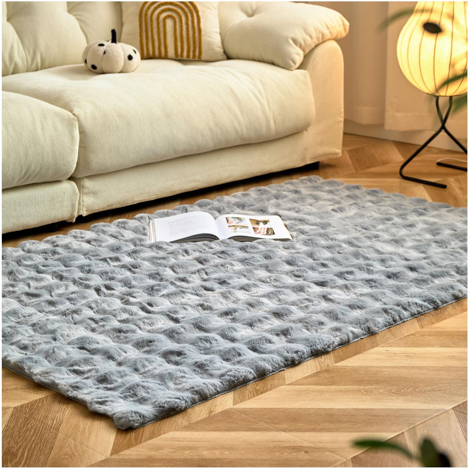 FLIIRITAIA グレー ラグ 120×180cm 約1畳 カーペット ポコポコ ロングパイル もこもこ かわいい 韓国インテリア リビング 子供部屋 ベッドルーム フローリング対応 裏面スエード調 滑り止めシリコンドット 厚手 マット 並行輸入品