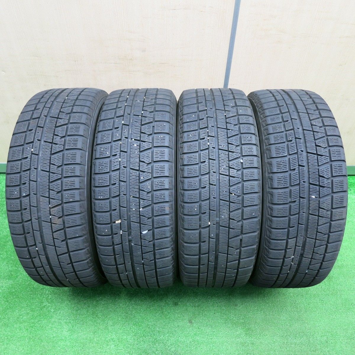 プジョー スタッドレス ヨコハマ iG50+ 205/55R16 バリ溝 19年 プジョー スタッドレス ヨコハマ iG50+ 205/55R16 バリ溝 19年