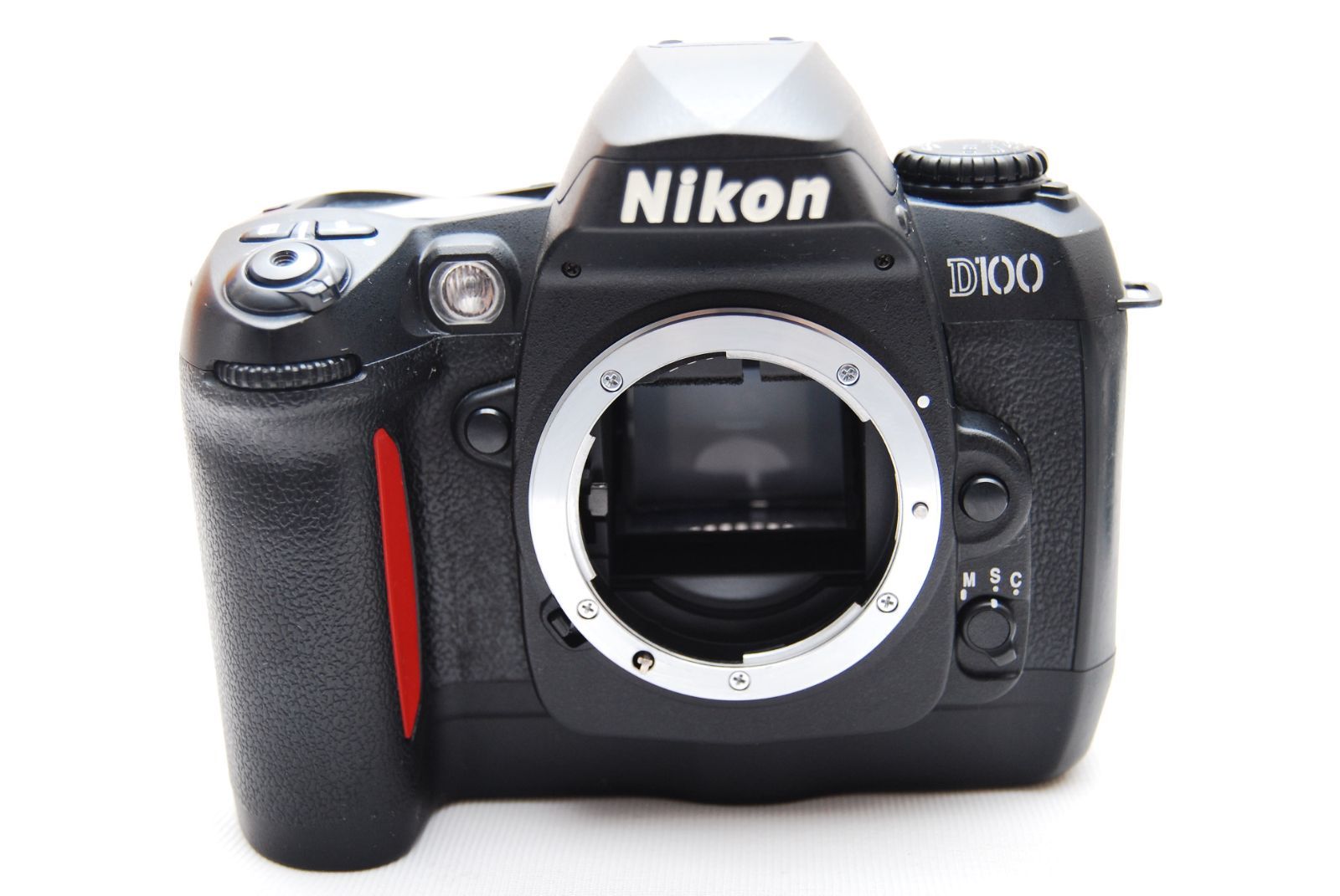 Nikon　ニコン　ボディ：D100　デジタルカメラ　 レンズ：ED AF-S NIKKOR 24-85mm 1:3.5-4.5G 一眼レフ　交換レンズ　レンズ Nikon ニコン D100