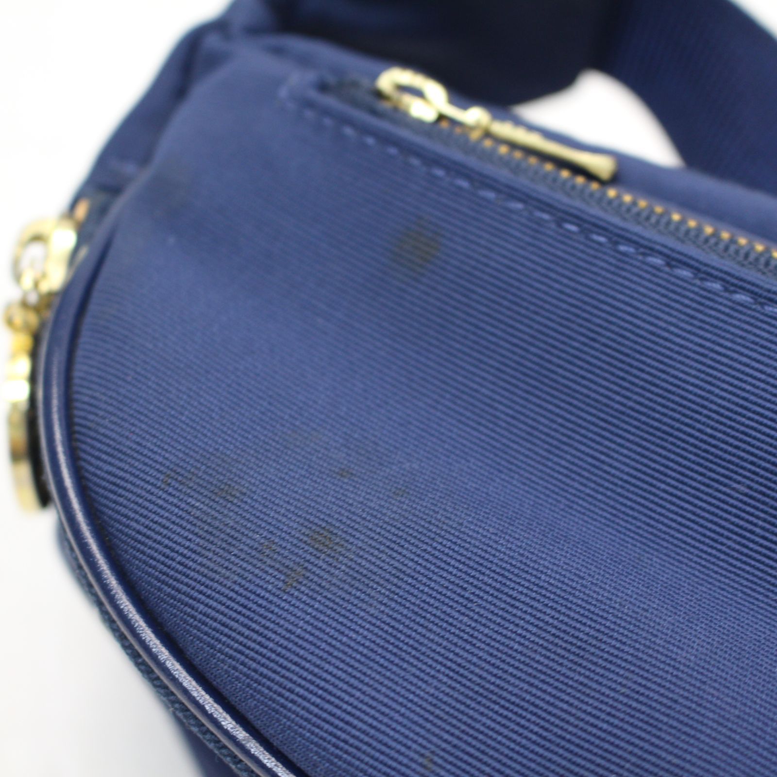 392 MOSCHINO モスキーノ ロゴプレート ボディバッグ ウエストバッグ DECORATOM_COM_BR