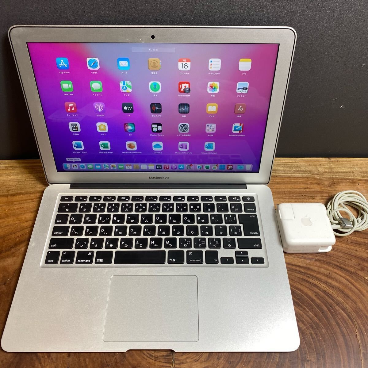 美品】Apple MacBook Air 2017/13インチ/128GB 【公式通販】