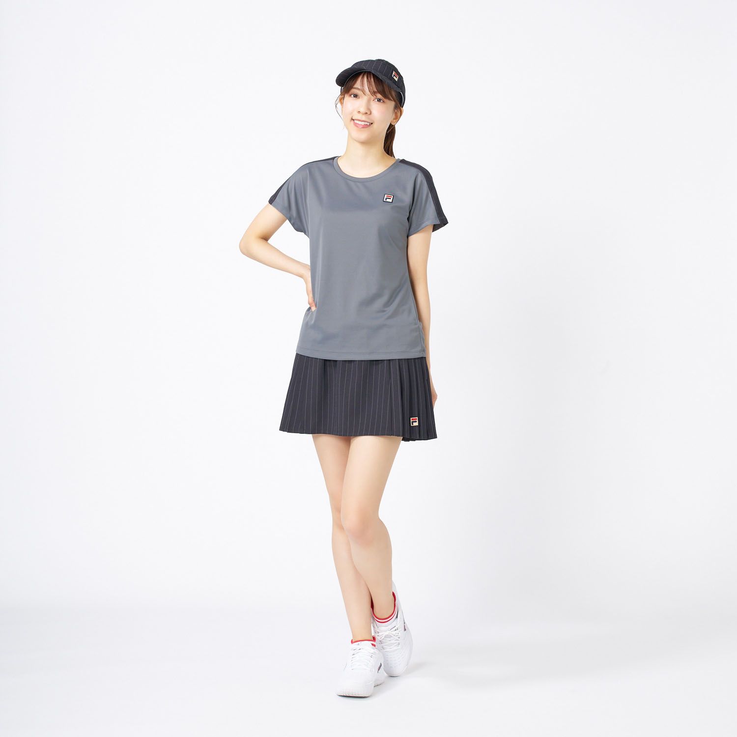 フィラ FILA テニス スコート レディース ウィメンズ 女性 大人 スカート ボトムス ウェア ロゴ ワンポイント サイドプリーツ 躍動感 部活動 クラブ サークル スクール 練習 EL0247 04Z グレー WHITEMONARCHHOTEL_COM