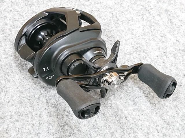 ダイワ 22タトゥーラ TW 80HL 中古美品！ ダイワ ベイトリール 22タトゥーラ TW 80XHL 2022年モデル (左巻