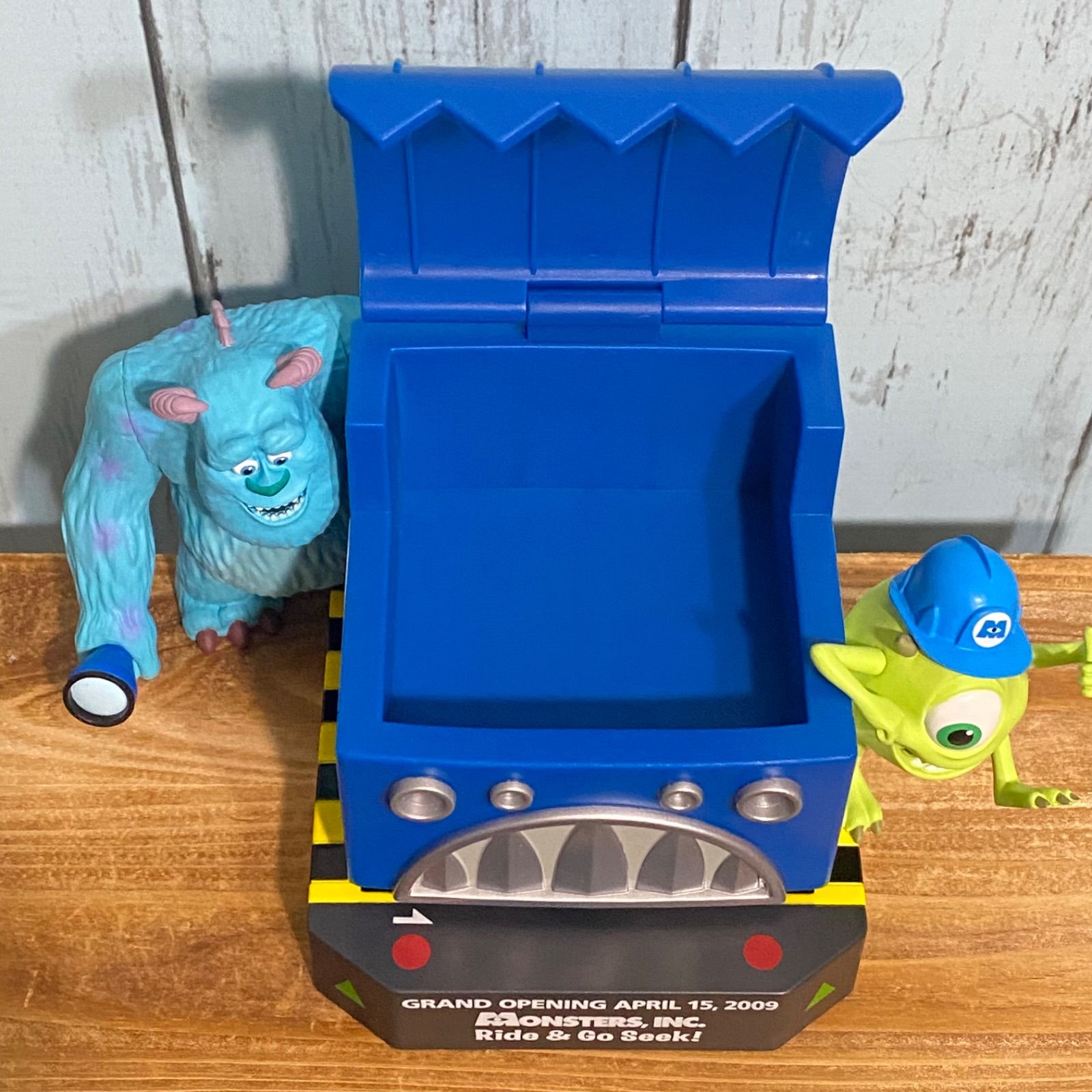 【非売品】「モンスターズインク“ライド＆ゴーシーク” 」レターオープナー 非売品】「モンスターズインク“ライド＆ゴーシーク