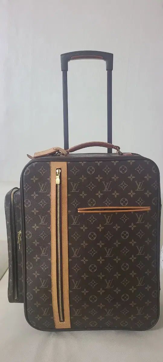 常田大希着用 RIMOWA リモワ Classic Check-in M（常田大希着用