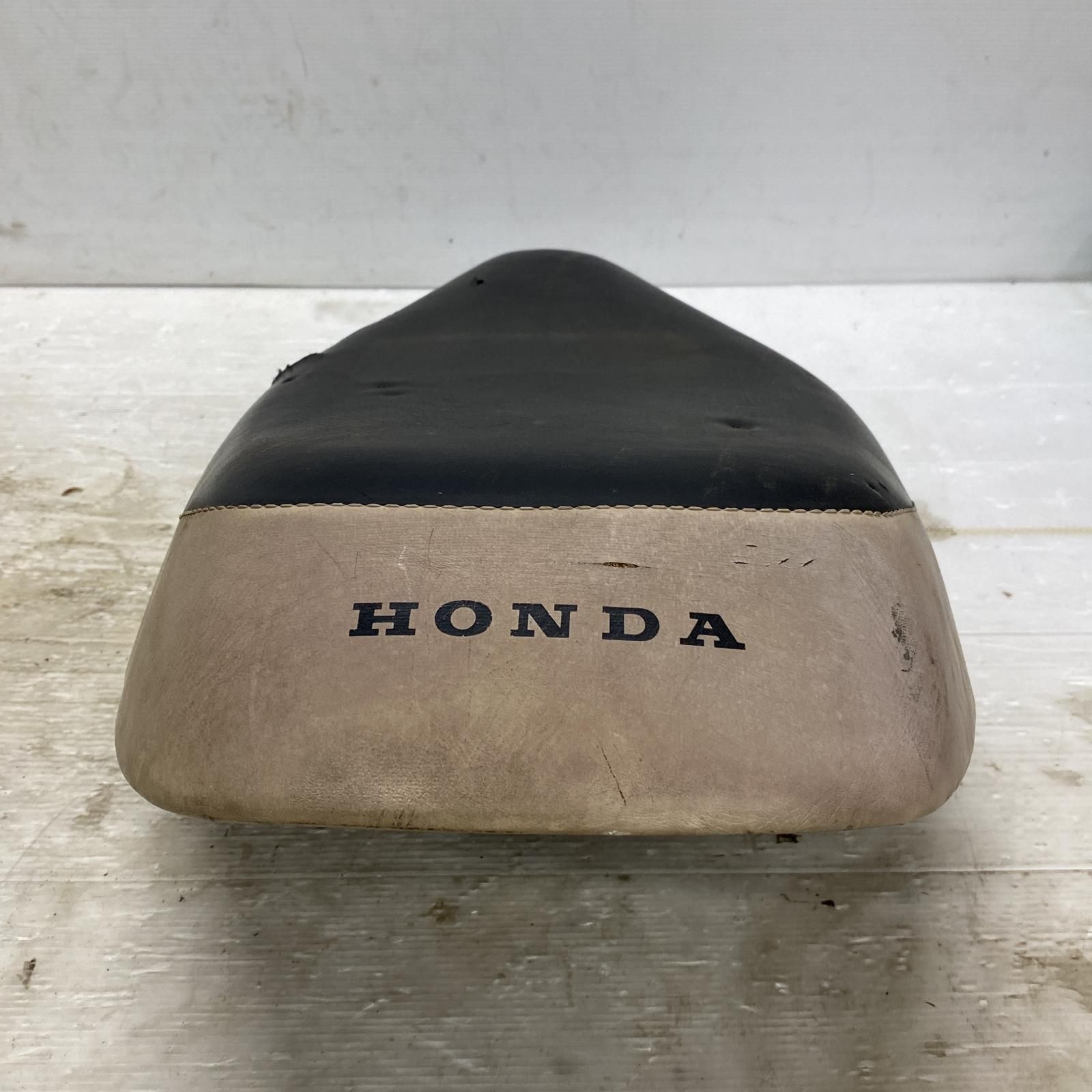 ホンダ HONDA 角目シャリー　純正シート　 メルカリ便対応 角目シャリー シート - メルカリ