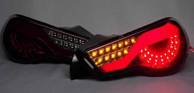 【NEW！即納】フルLEDテールランプトヨタ　86専用　ZN6 レッドスモーク　SHARK/コーリン/COLIN　赤スモーク （TO3-706）