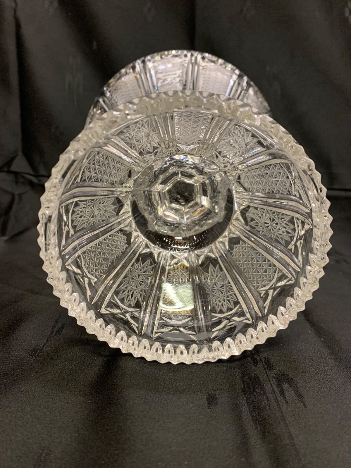 クリスタルガラス製 キャンディポット 菓子器 蓋付き小物入れ ボンボ