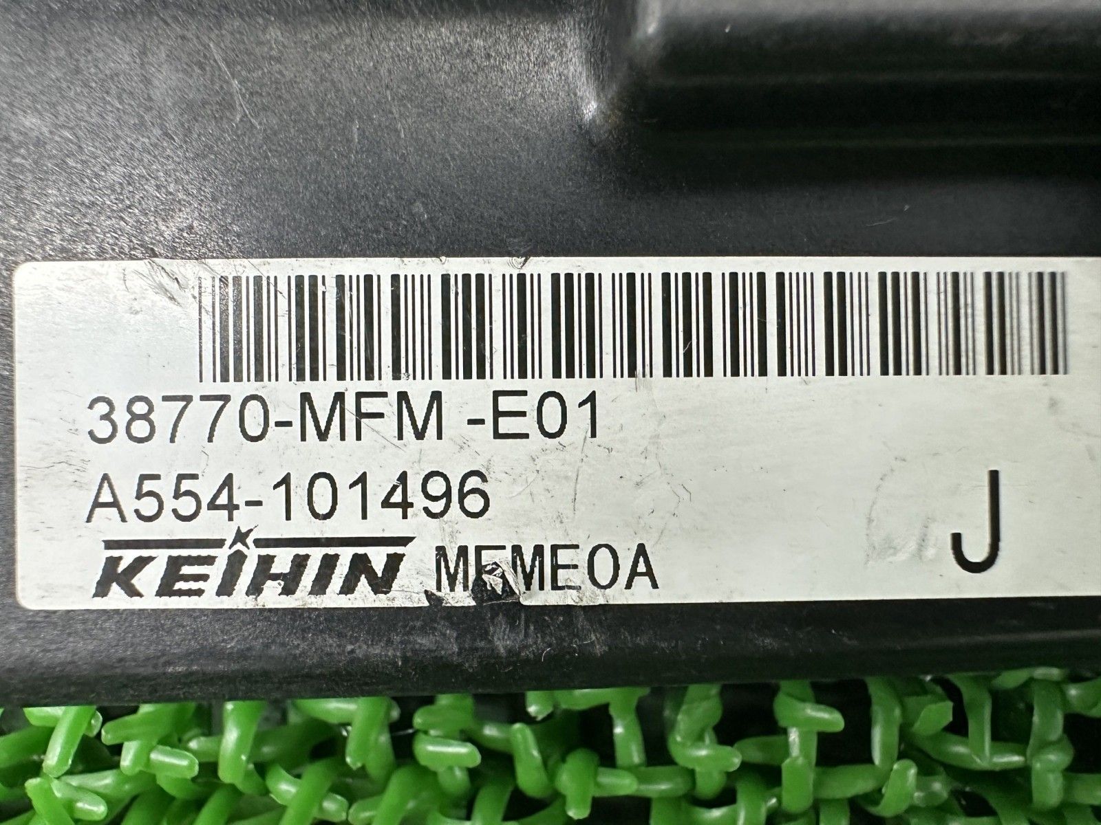 CB400SF ECU ホンダ 純正 中古 バイク 部品 NC42 ケイヒン製 J型 ECM