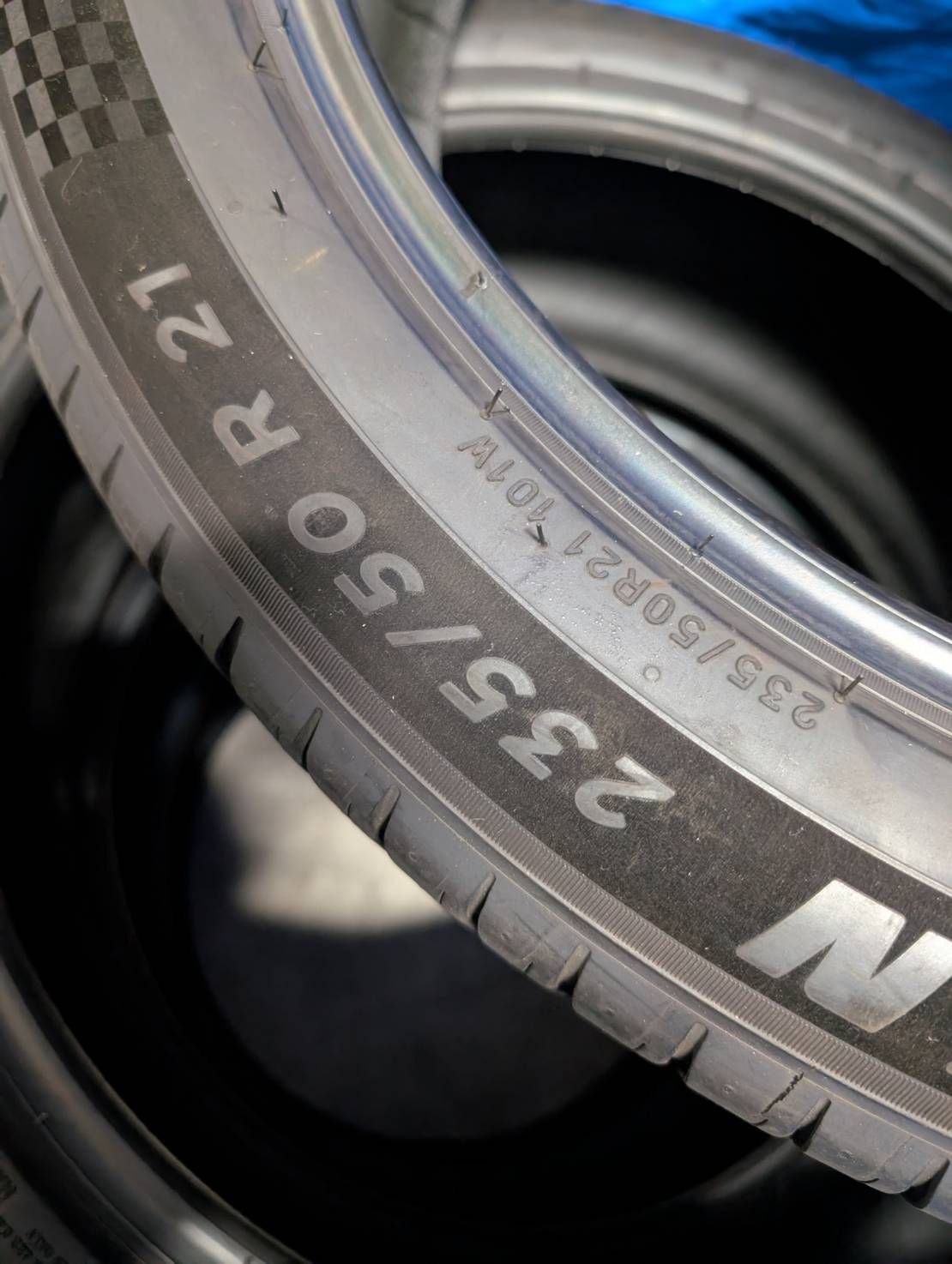 604002) 235/50R21 101W パイロットスポーツ4 SUV ミシュラン 2023年