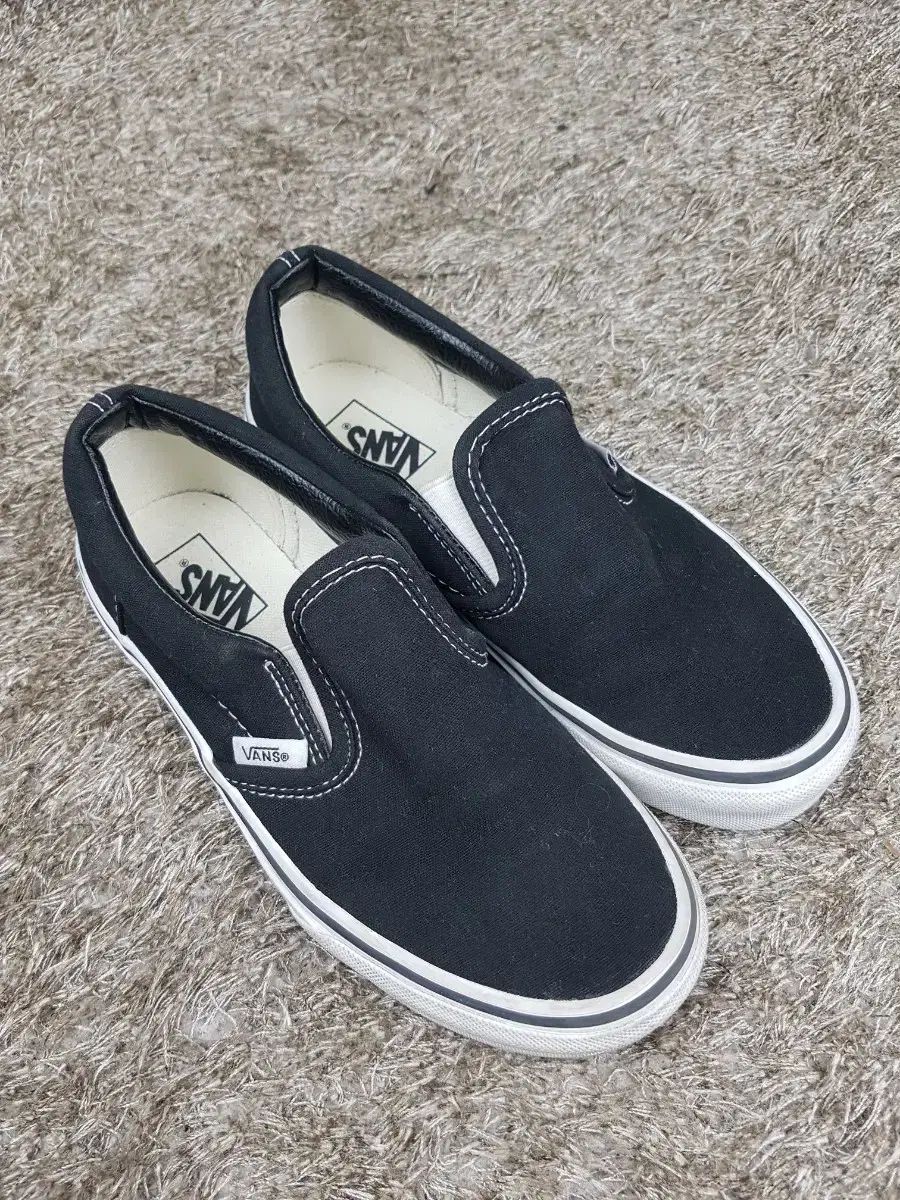 VANS(ヴァンズ) スリッポン ／ 状態 かなり 良好 210 実際に使用する場合 回数 書き留めてください きれい