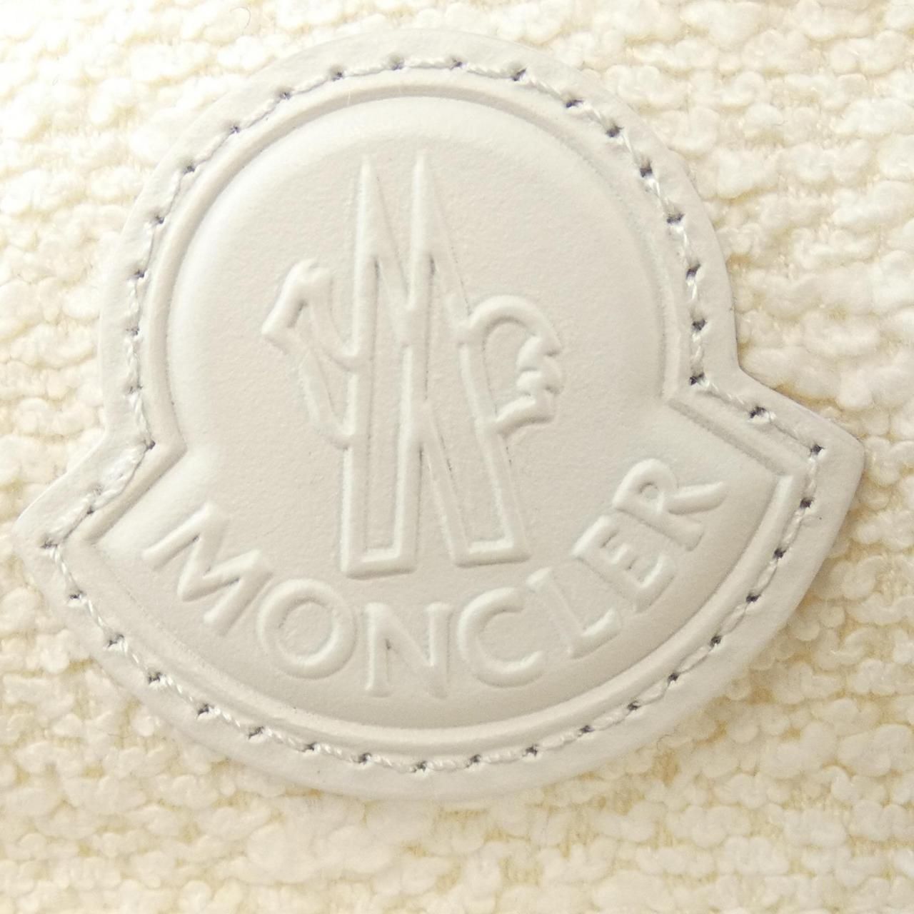 ダウンジャケット